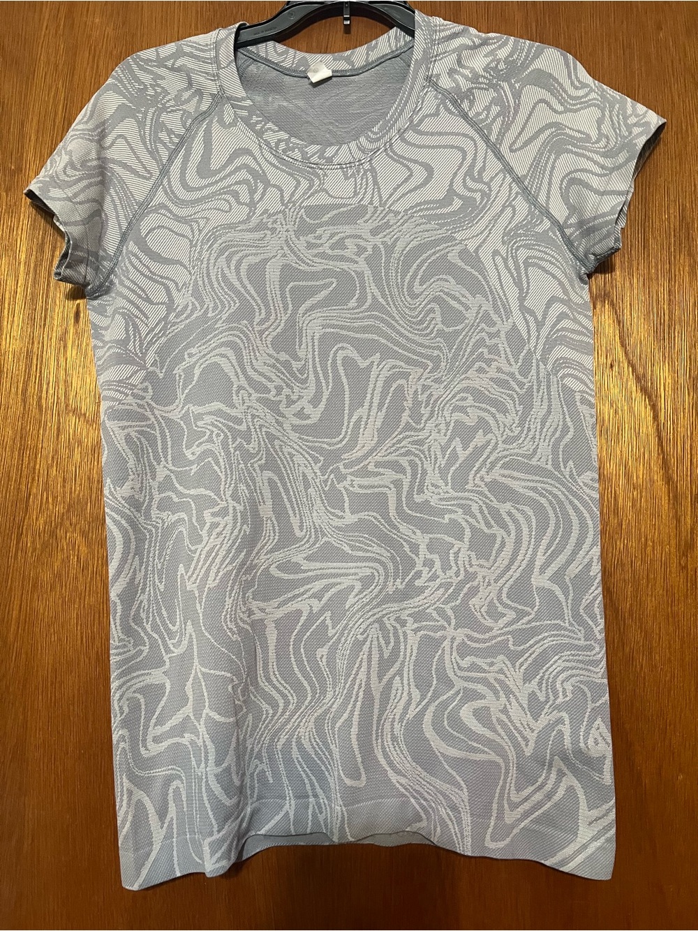Lululemon top